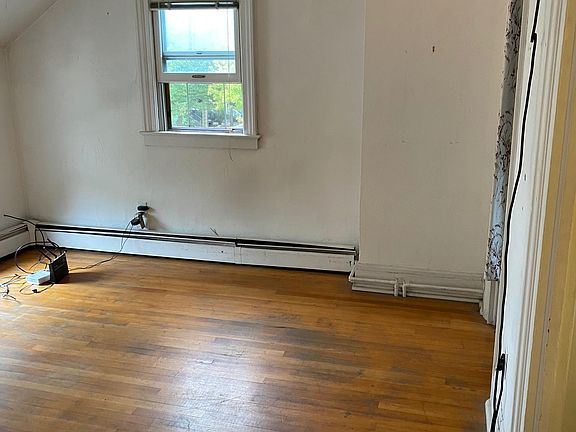 3rd image of 203 N State St #3