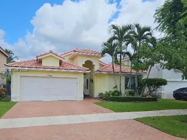 16461 SW 103rd Ter, Miami, FL 33196