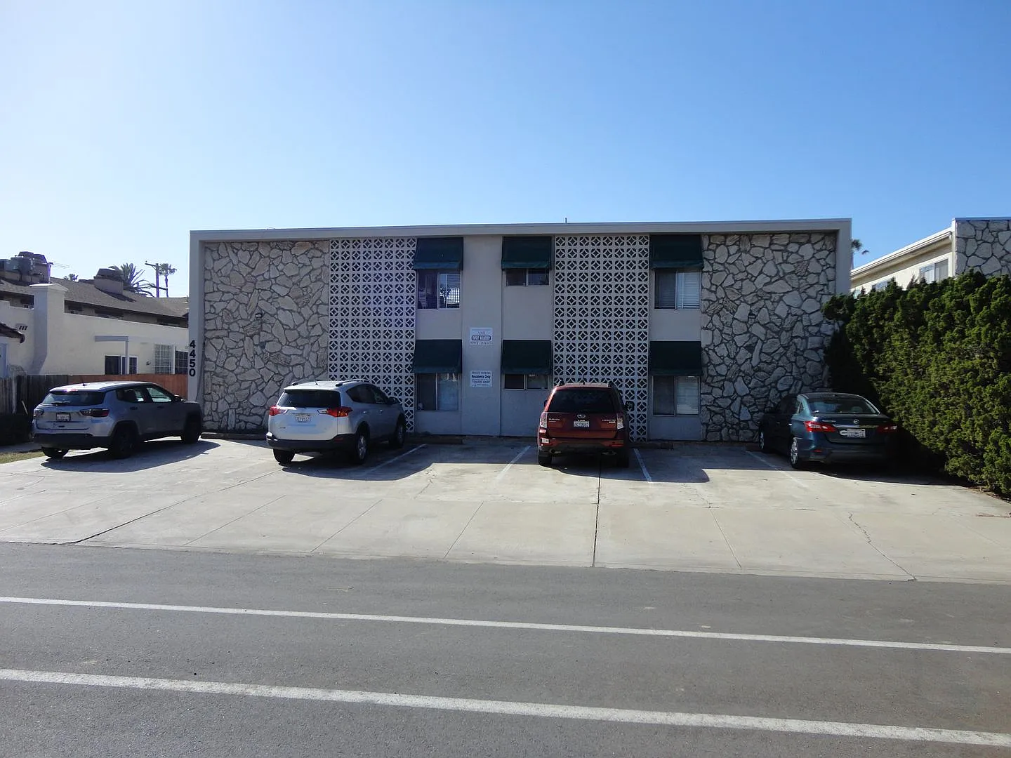 CLEV50 — Photo 1