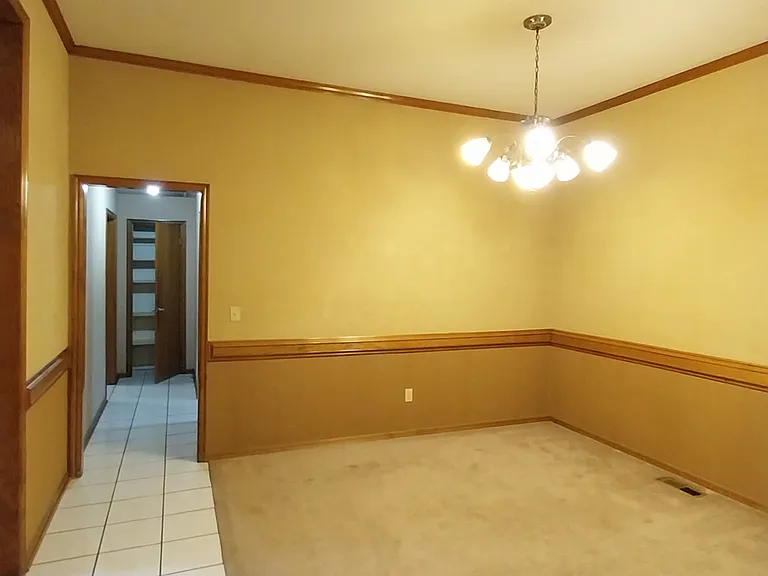 441 Cactus Rd — Photo 8