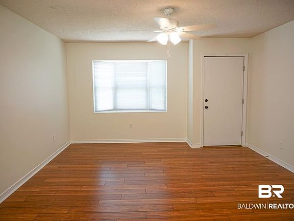 4th image of 4377 Fathbrook Ln