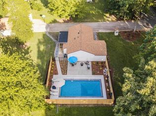 144 Old Stage Rd, Toano, VA 23168