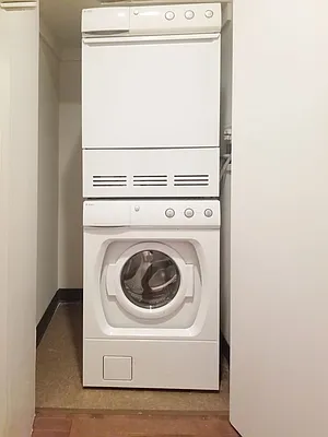 Rented by Compass | media 21