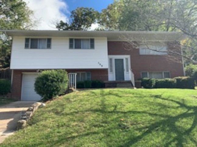 1st image of 130 Larkspur Dr