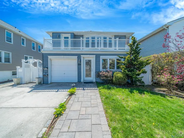 558 E Walnut Street, Long Beach, NY 11561