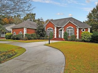 123 Loganberry Cir, Goose Creek, SC 29445
