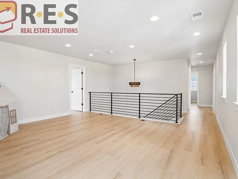 7319 S Yantley Way — Photo 17
