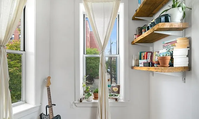 Rented by L Rose Realty (Brokerage) | media 16