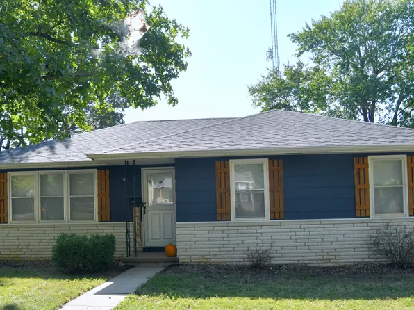 304 W Olive Street, Bolivar, MO 65613