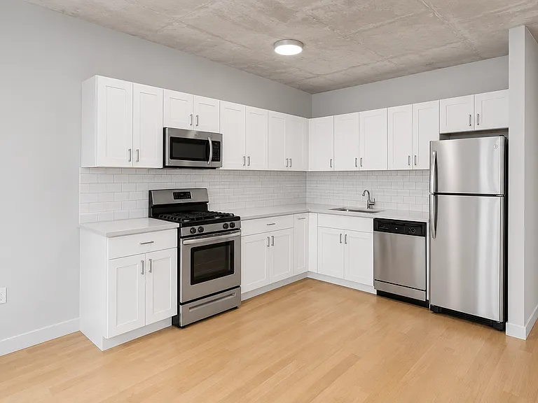 235 W Van Buren St #3108 — Photo 5