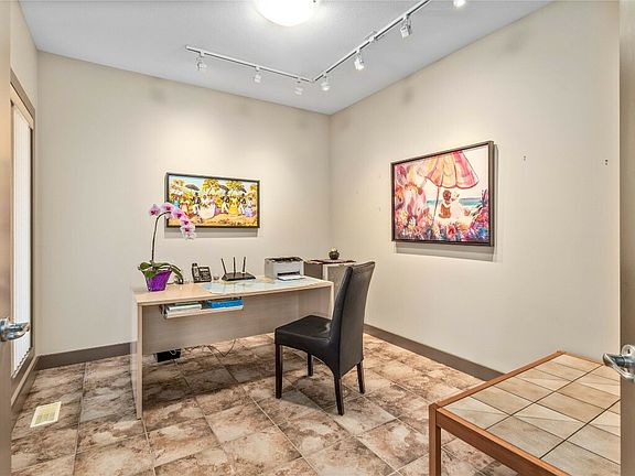 5th image of 4100 Gallaghers Parkland Dr #12