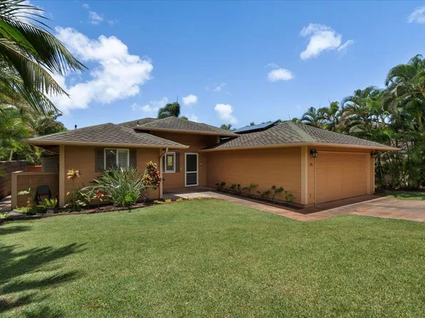 23 Poinciana Rd, Lahaina, HI 96761