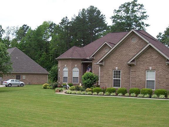3rd image of 157 Deer Creek Dr