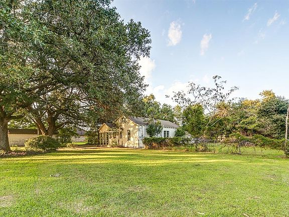 3rd image of 1623 Avenue