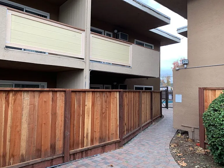 Coronado — Photo 12