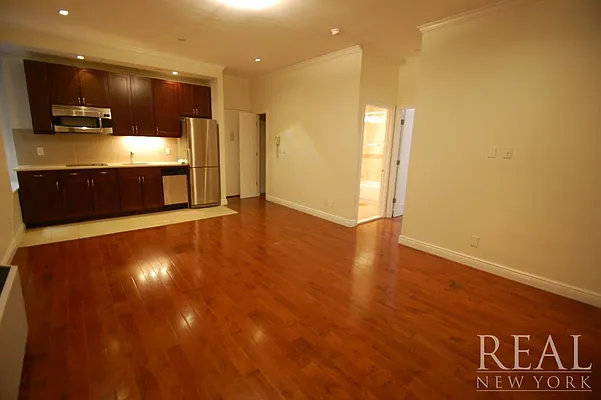Rented by REAL New York | media 11