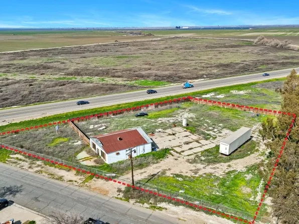1 Highway 41, Stratford, CA 93266
