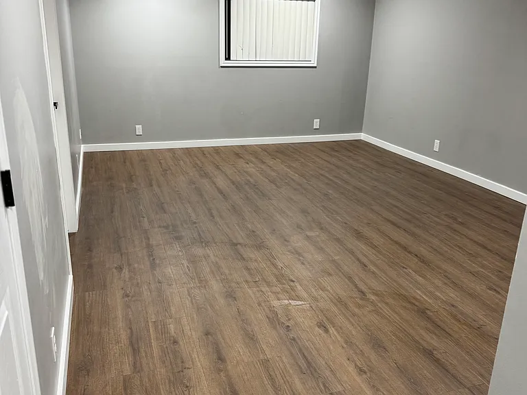 10214 S Willowbank Cir — Photo 8
