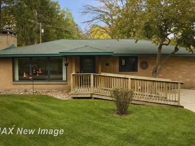 1534 E Gay Ln, Midland, MI, 48640