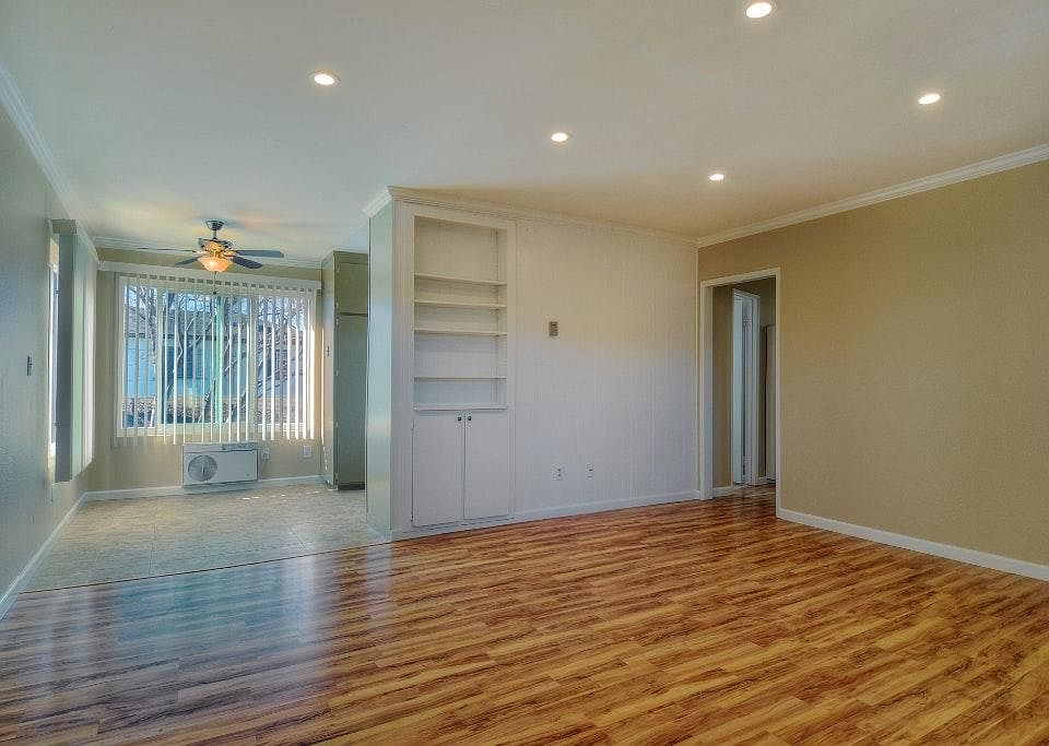 1st image of 4380 Van Dyke Ave APT 11