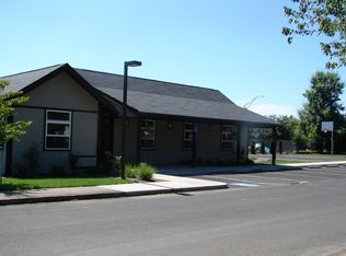 995 Ferry St APT 403, Dayton, OR 97114