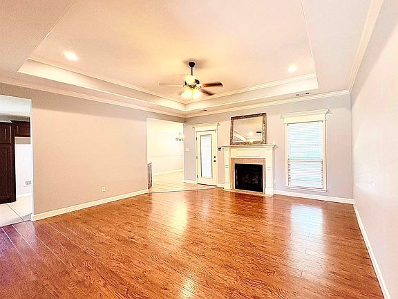 2nd image of 40 Southwind Blvd