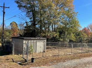 2909 Pin Oak Rd, Jonesville, NC 28642