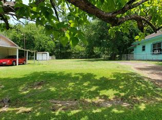 620 7th St NW, Paris, TX 75460