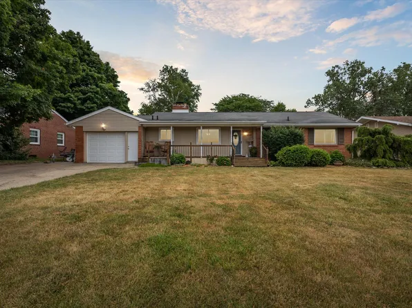 4512 Curwood Ave SE, Kentwood, MI 49508