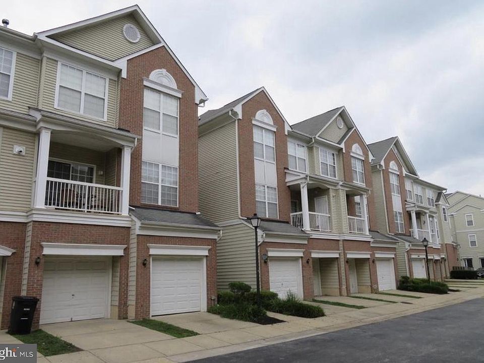 1st image of 14509 Hampshire Hall Ct #1105