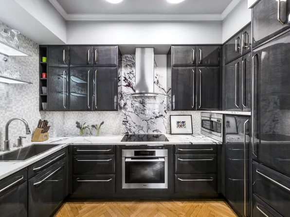 470 Park Avenue image 4 of 10