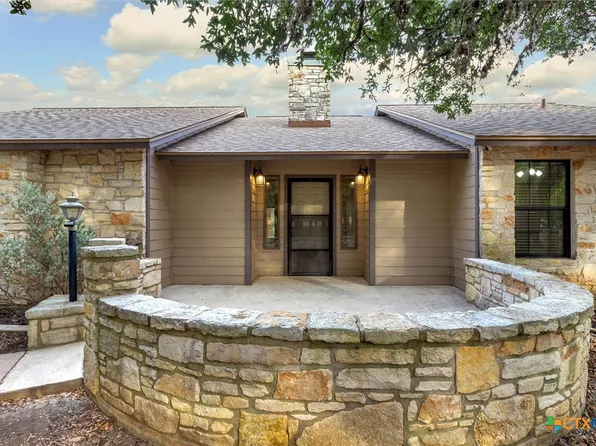 2611 Rolling Oaks, San Marcos, TX 78666