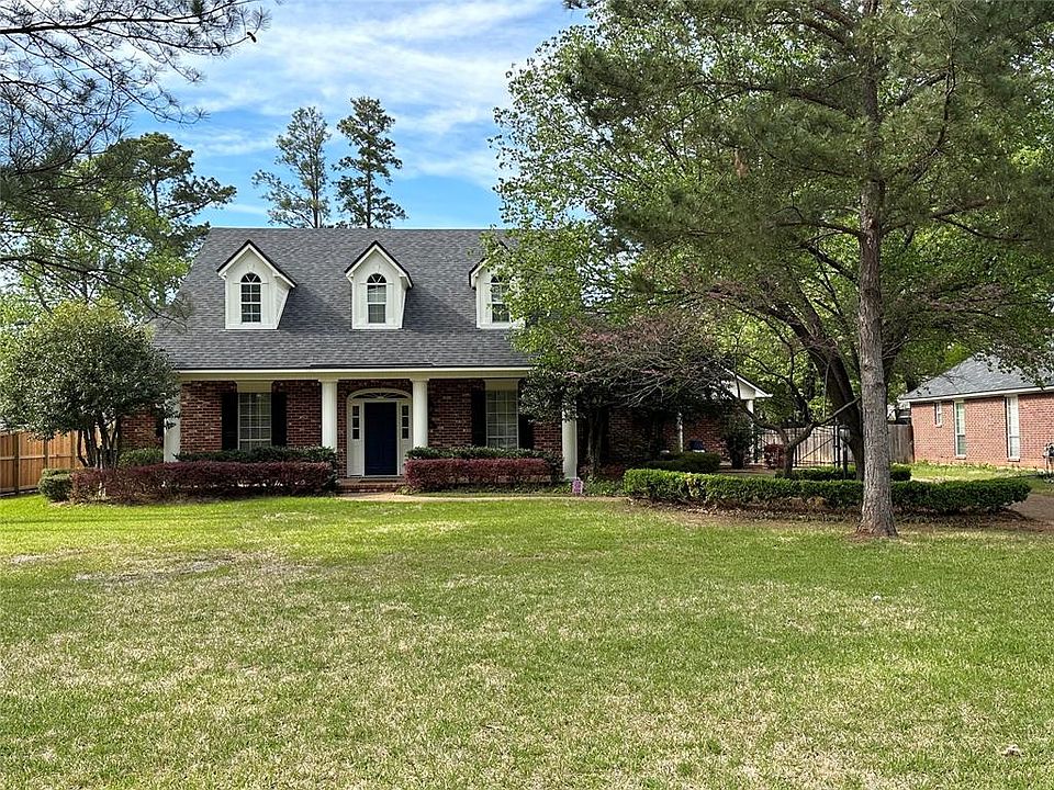 1st image of 4025 Wisteria Ln