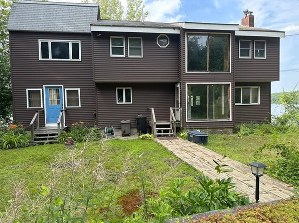 131 Crystal Lake Rd, Haverhill, MA 01832