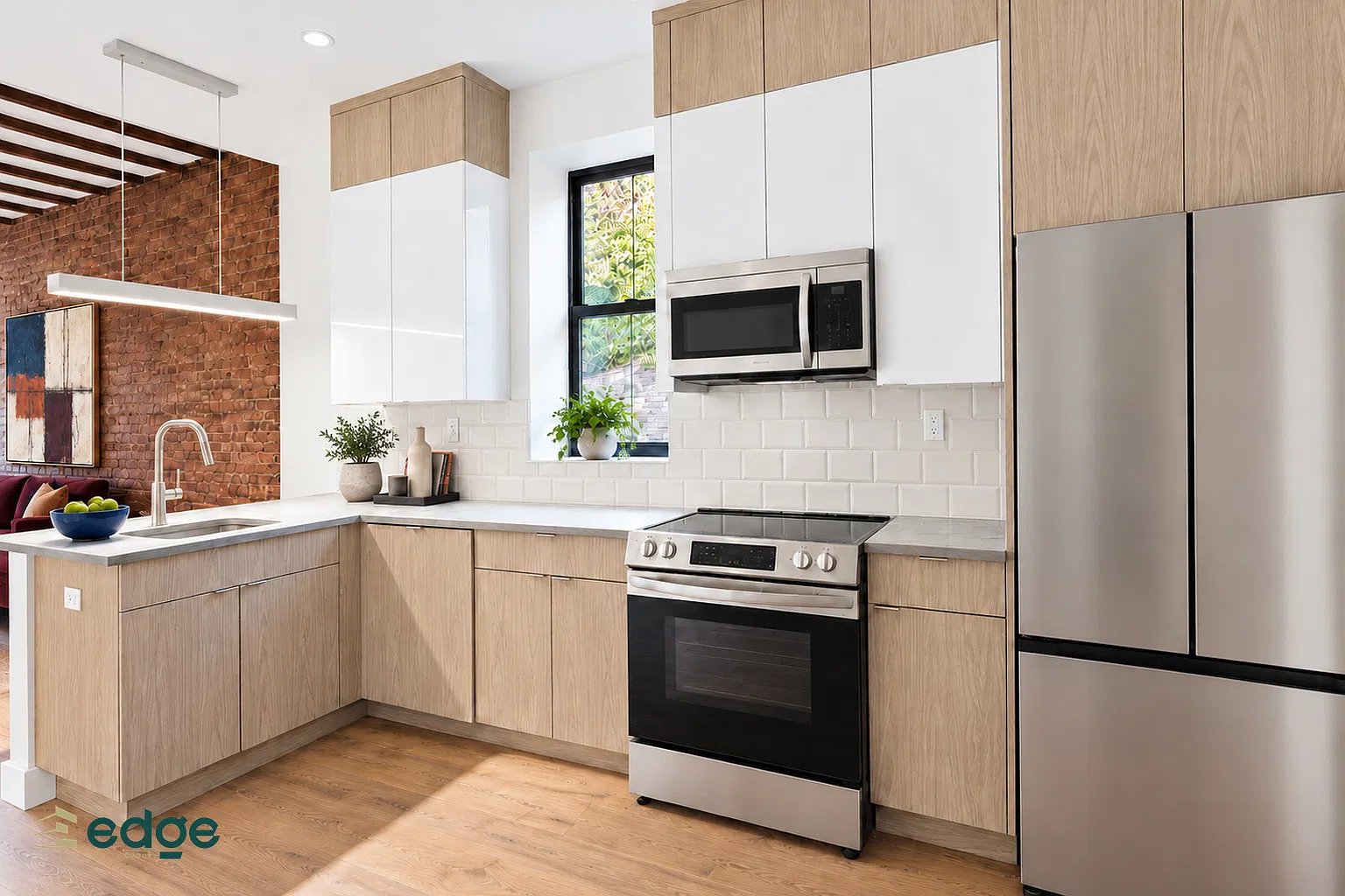 910 Metropolitan Avenue — Photo 2