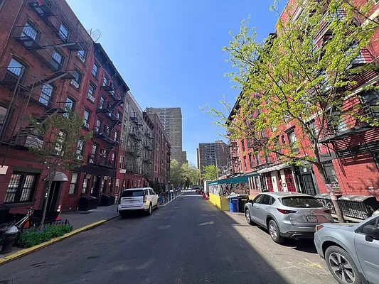 Rented by Keller Williams NYC | media 26