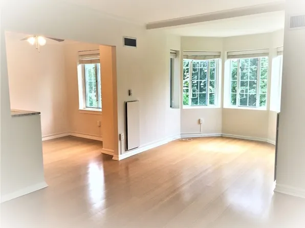 20 Chapel St APT B406, Brookline, MA 02446