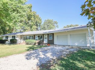 13432 Ash Rd, Genoa, IL 60135