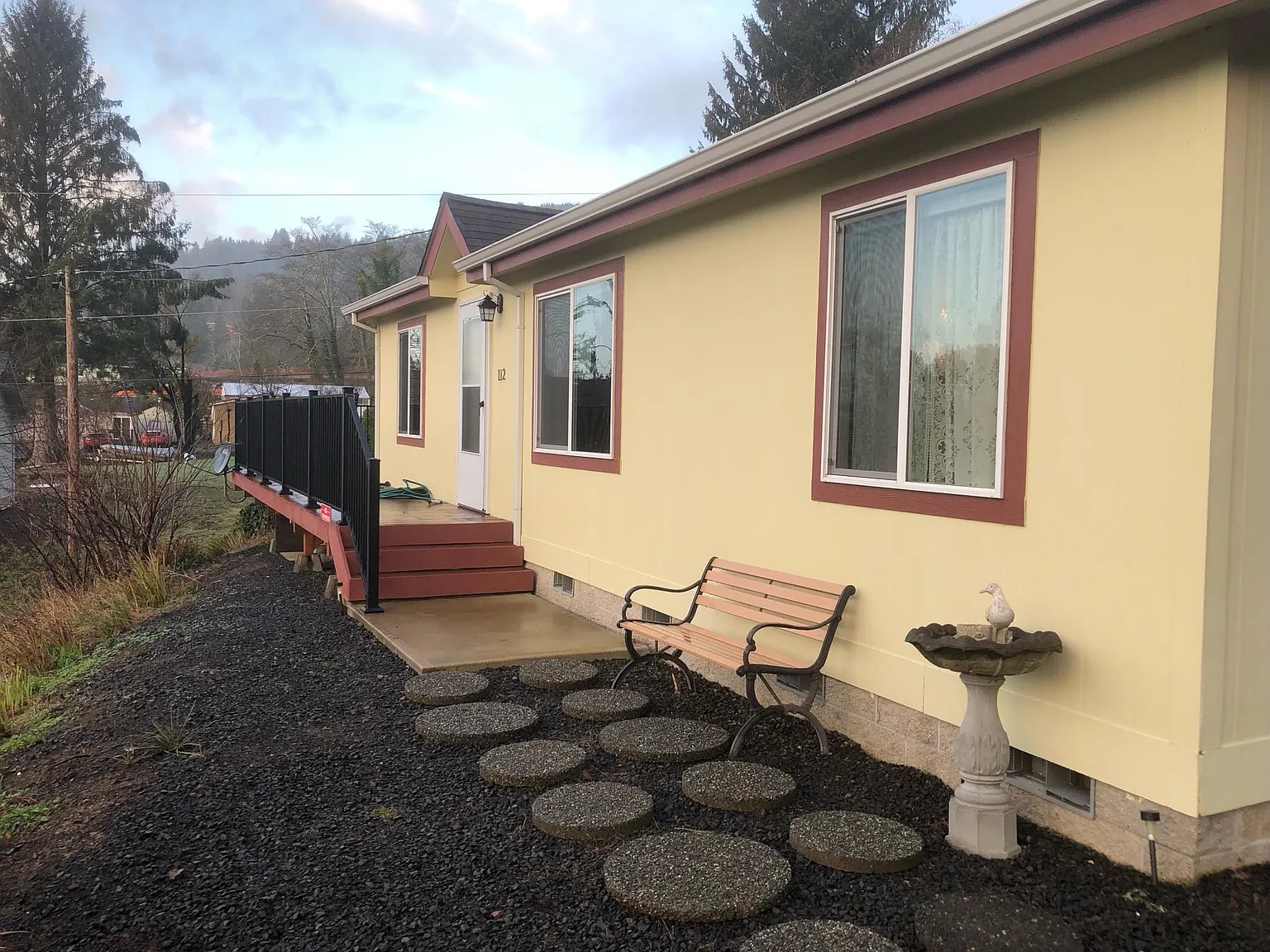 3 bed, 1066 sqft, $2,100 — Photo 2