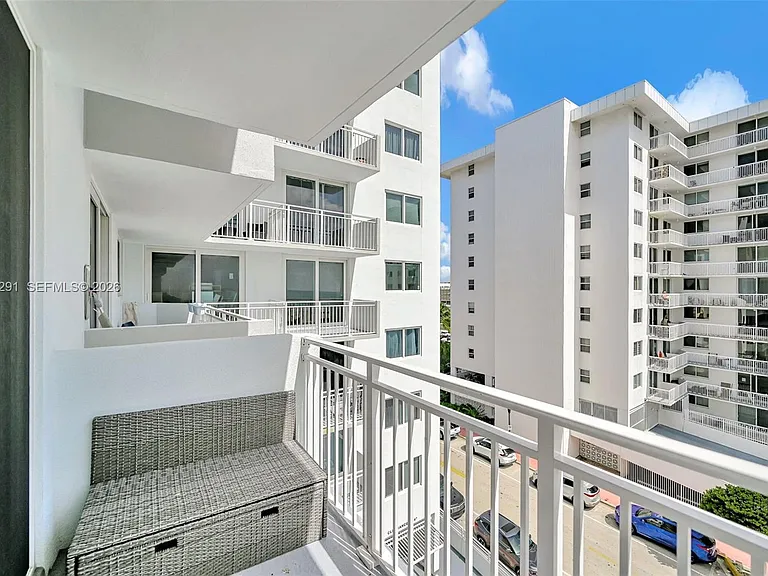 345 Ocean Dr #623 — Photo 12