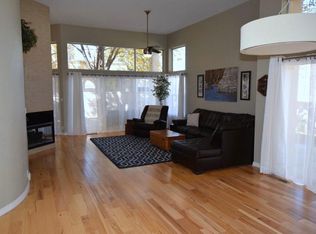6438 Glen Oak NE, Albuquerque, NM 87111