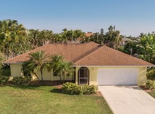 306 SE 31st St, Cape Coral, FL 33904