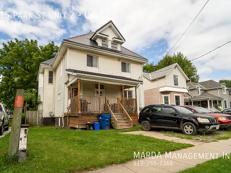 215 Park St #2 — Photo 20