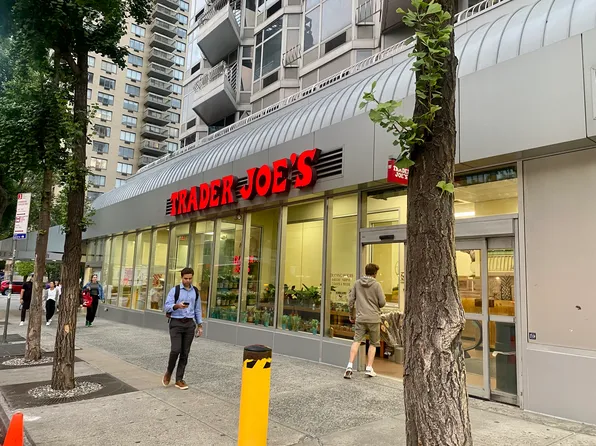 150 East 37th Street image 19 of 20