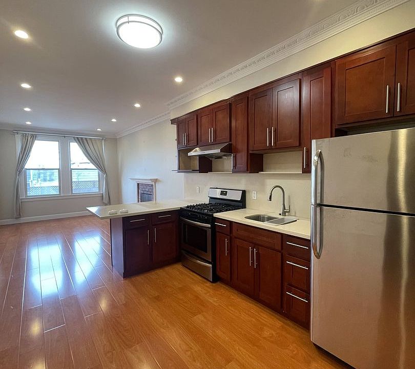 1st image of 22 Margrave Pl