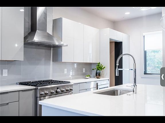 2nd image of 114 City View Ct NE #21