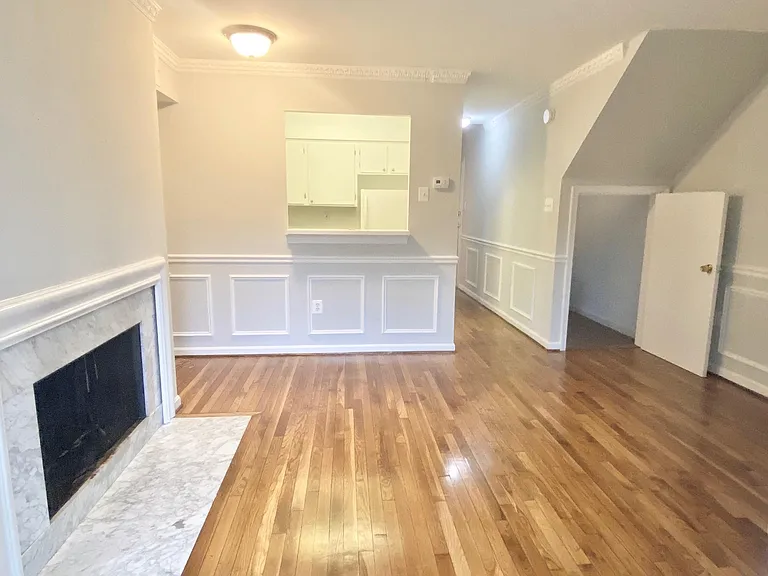 4517 Macarthur Blvd NW #A — Photo 5