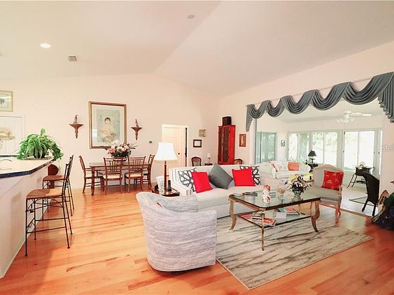 4th image of 21147 Edinborough Pl