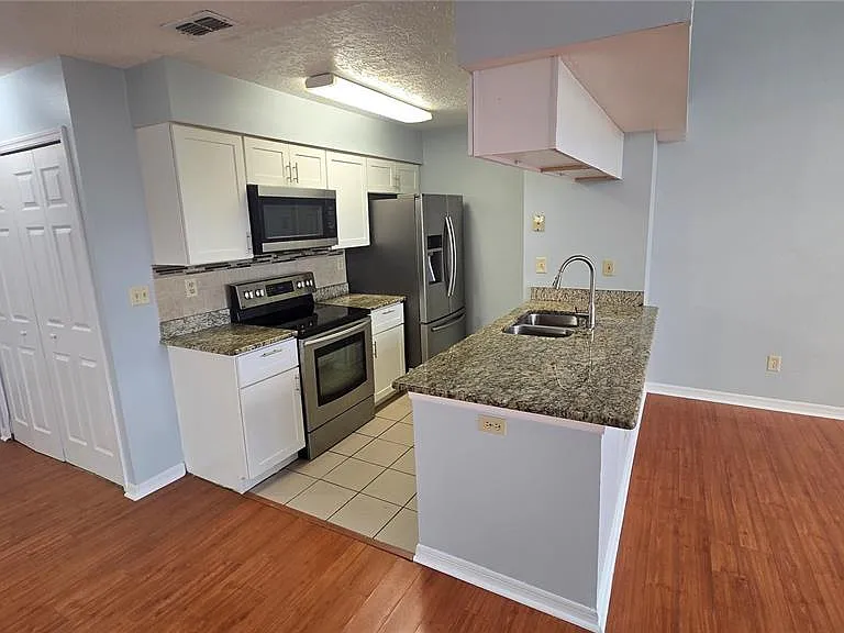 2747 N Poinciana Blvd #12 — Photo 4