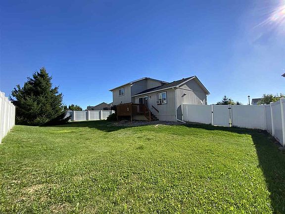 5th image of 1018 S Salish Ct